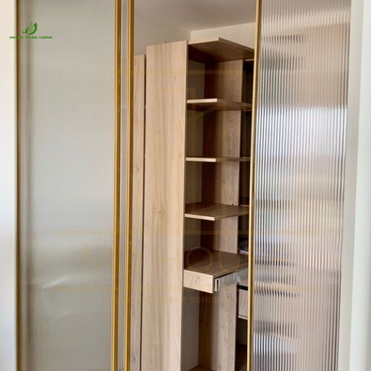 KÍNH CƯỜNG LỰC SỌC-MỜ