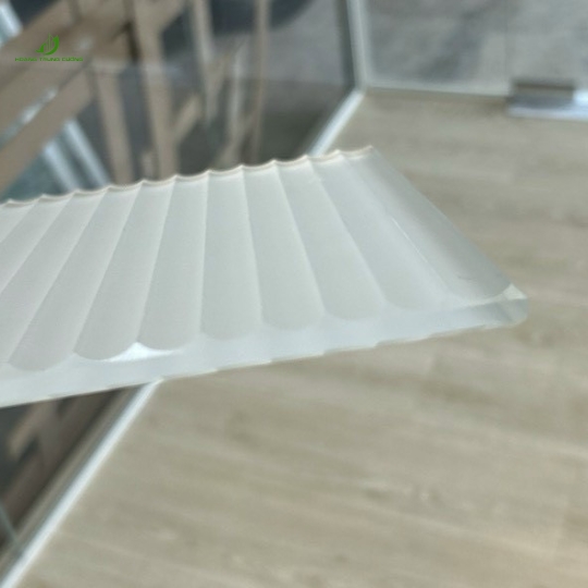 KÍNH CƯỜNG LỰC SỌC-MỜ